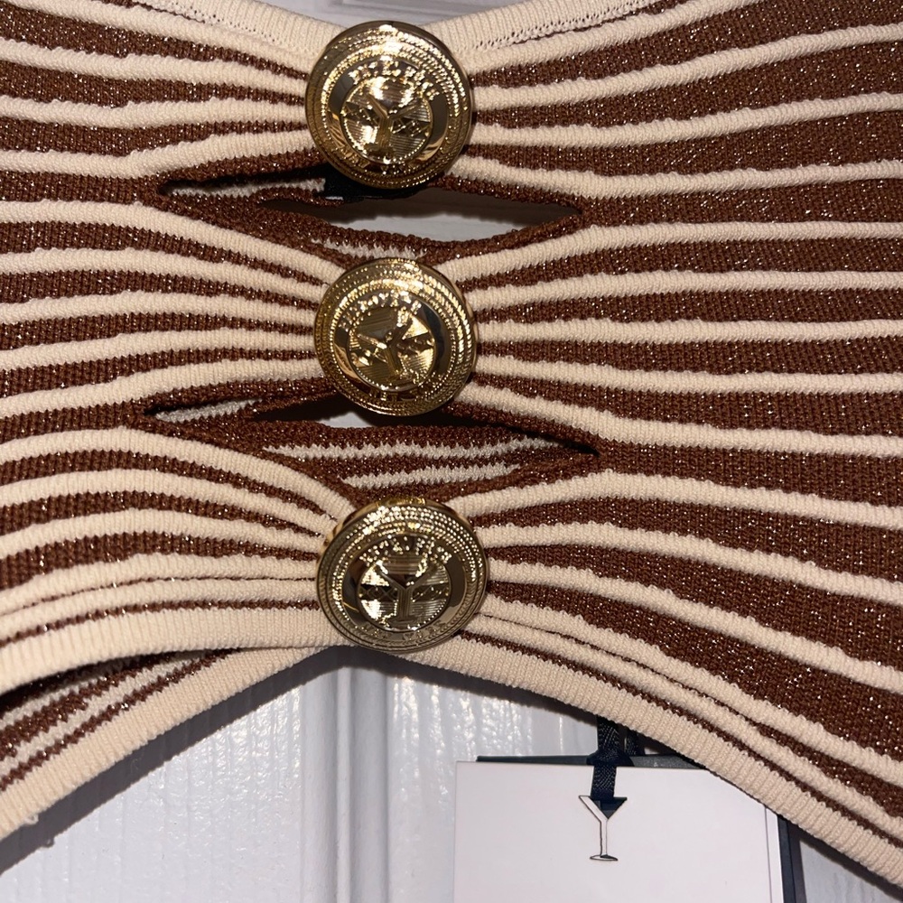 Retrofete Metallic Caramel Striped Top - Picture 9 of 9